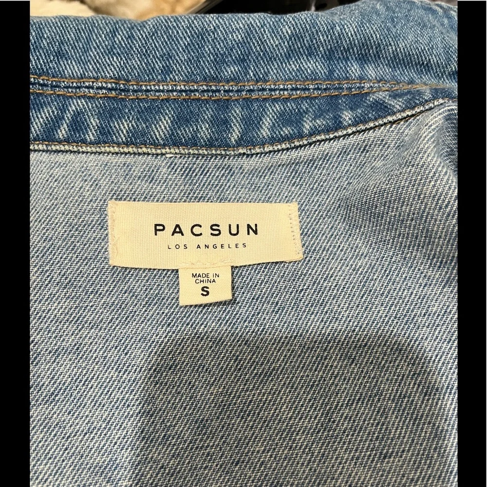 PacSun patchwork denim jean jacket. Size small. - Picture 5 of 5